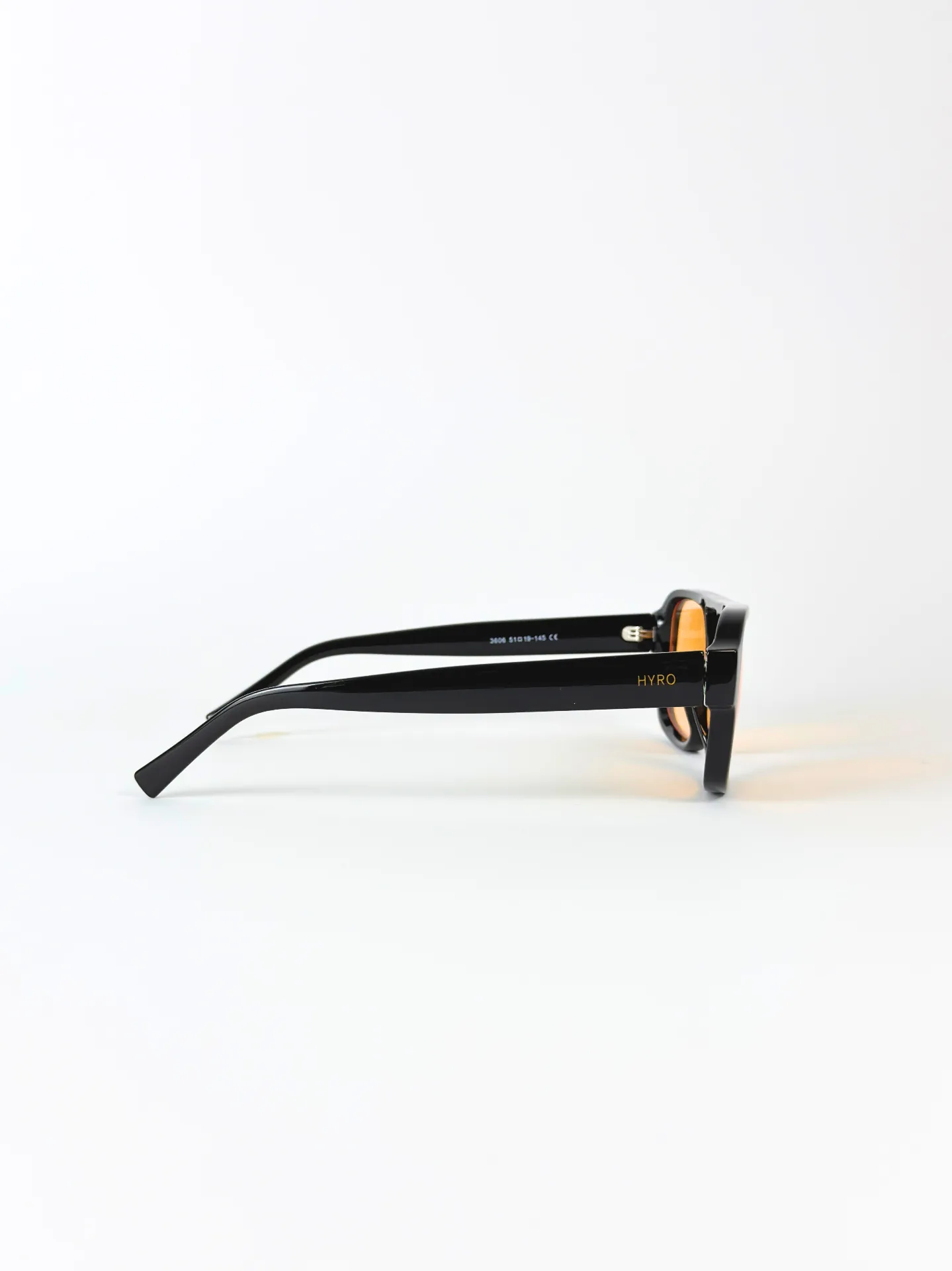 HYRO® Pilot Noir — side view