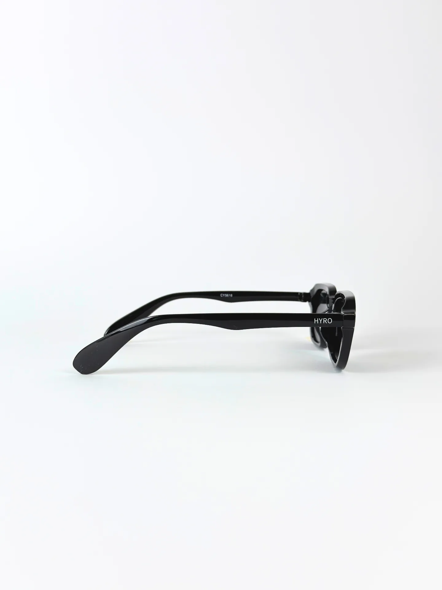 HYRO® Frame Black — side view
