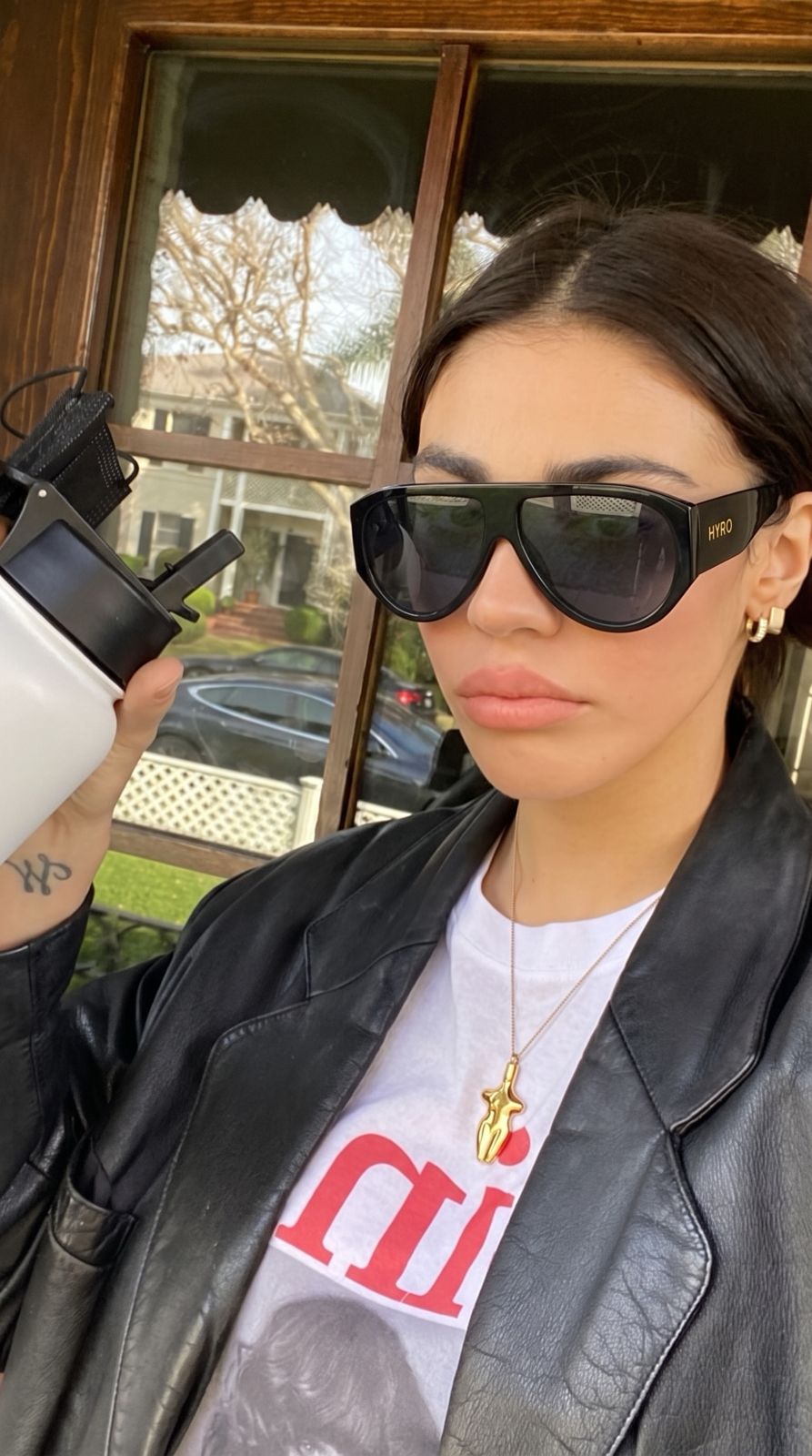 Content creator wearing HYRO® Glacier Black