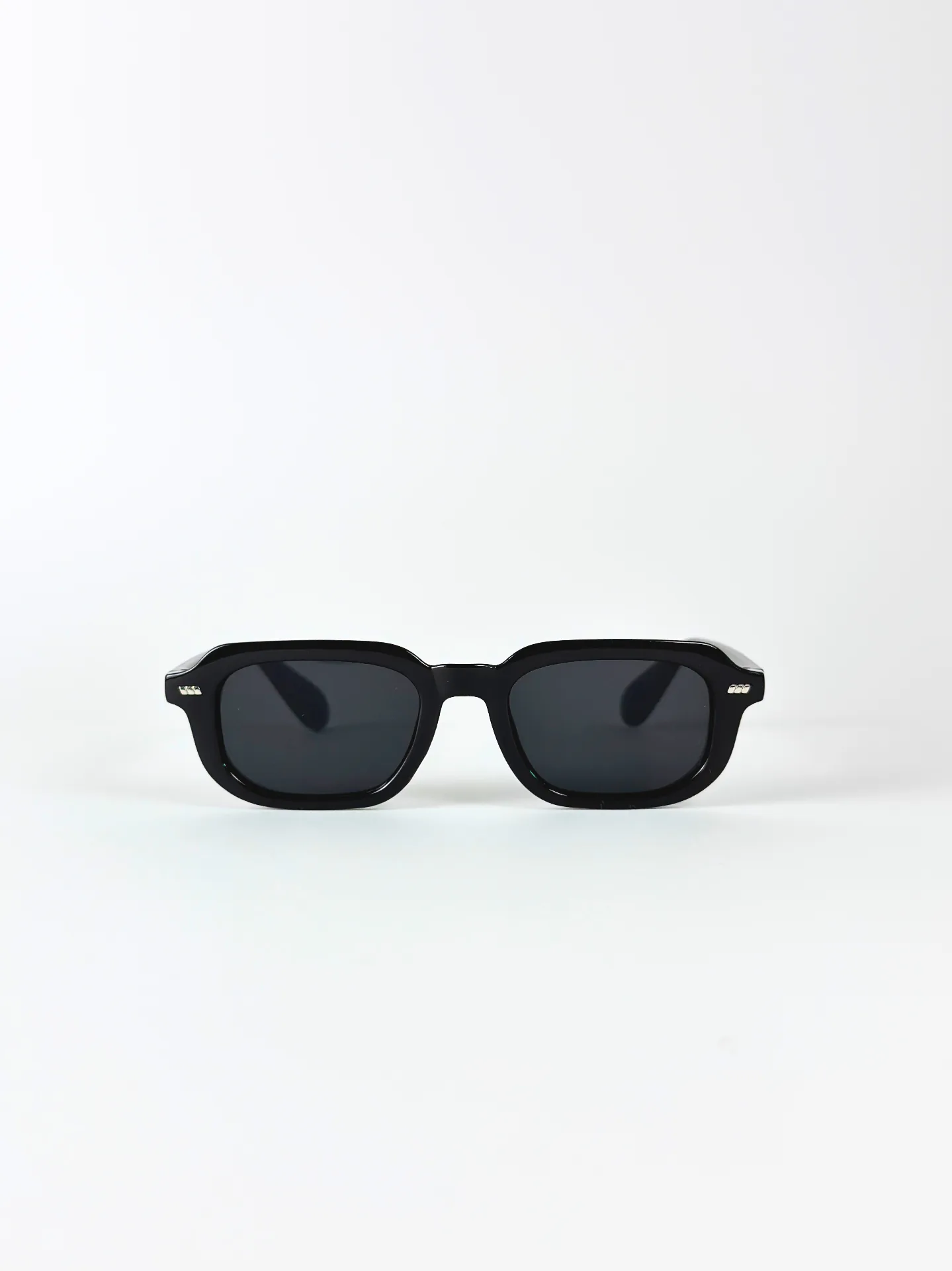 HYRO® Frame Black — front view